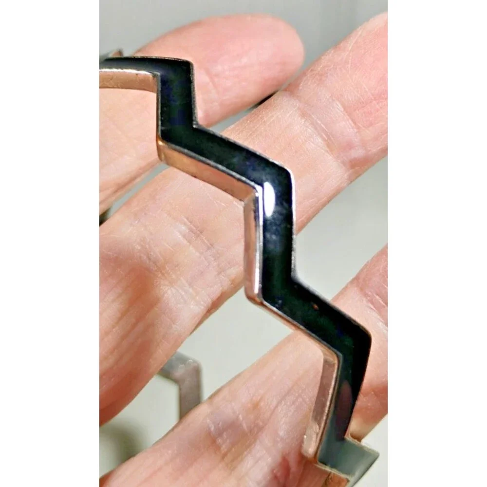 Zig-Zag this vintage